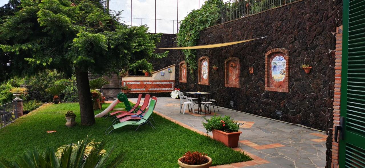 B&B Villa Dagala Santa Venerina Bagian luar foto