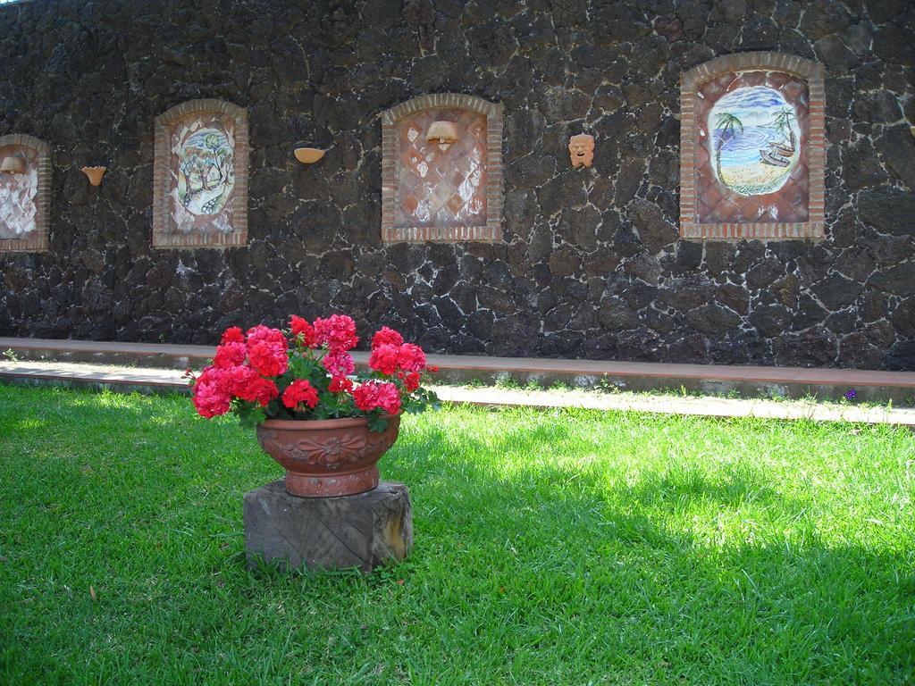 B&B Villa Dagala Santa Venerina Bagian luar foto